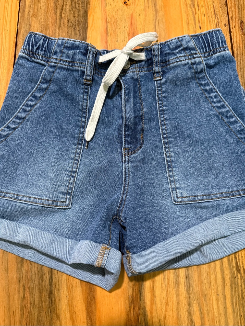 Judy Blue Light Blue Drawstring Denim Shorts, Size Medium